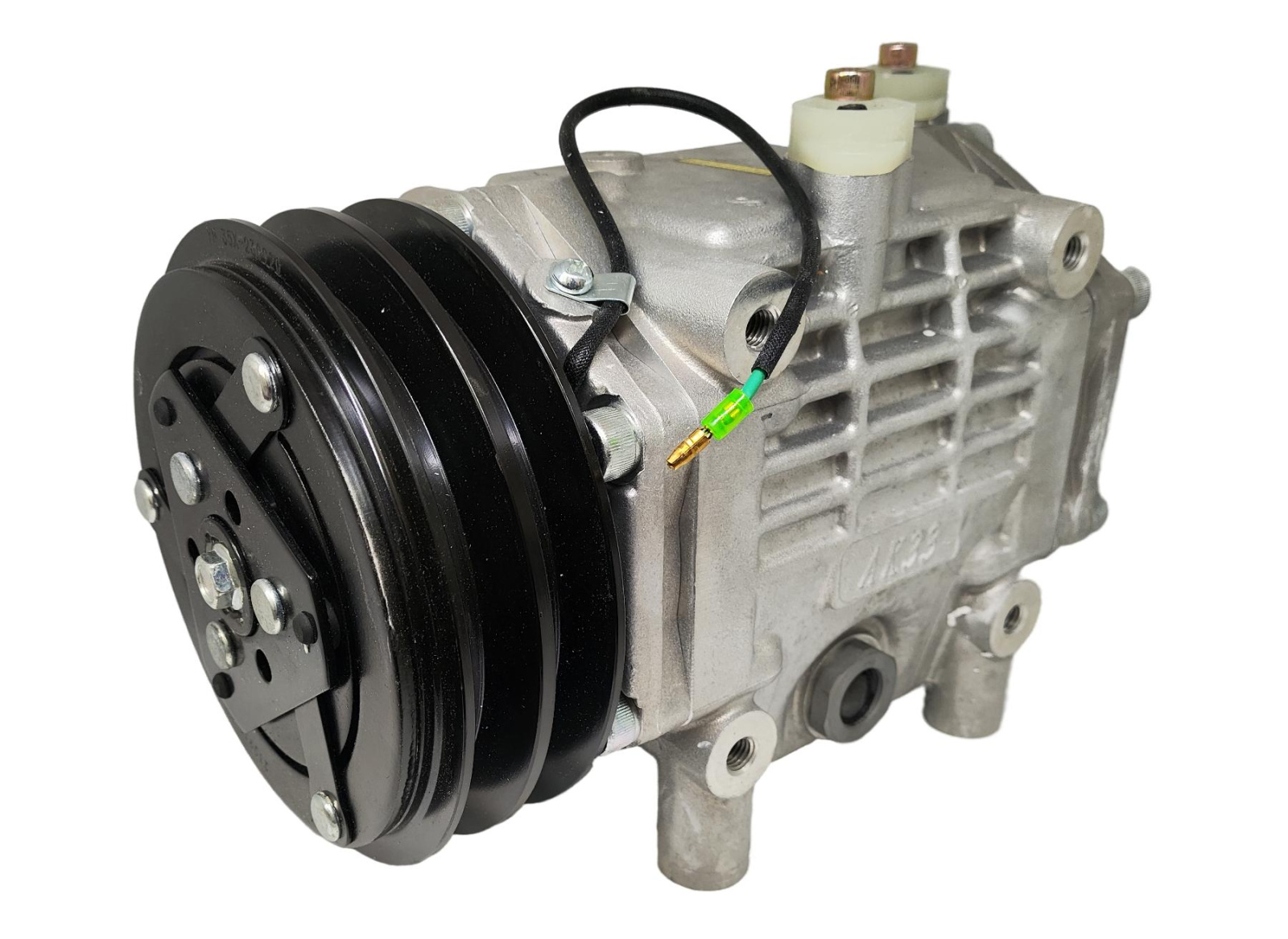 Компрессор кондиционера AK33C для автобуса Нефаз-5299 с двигателем Cummins