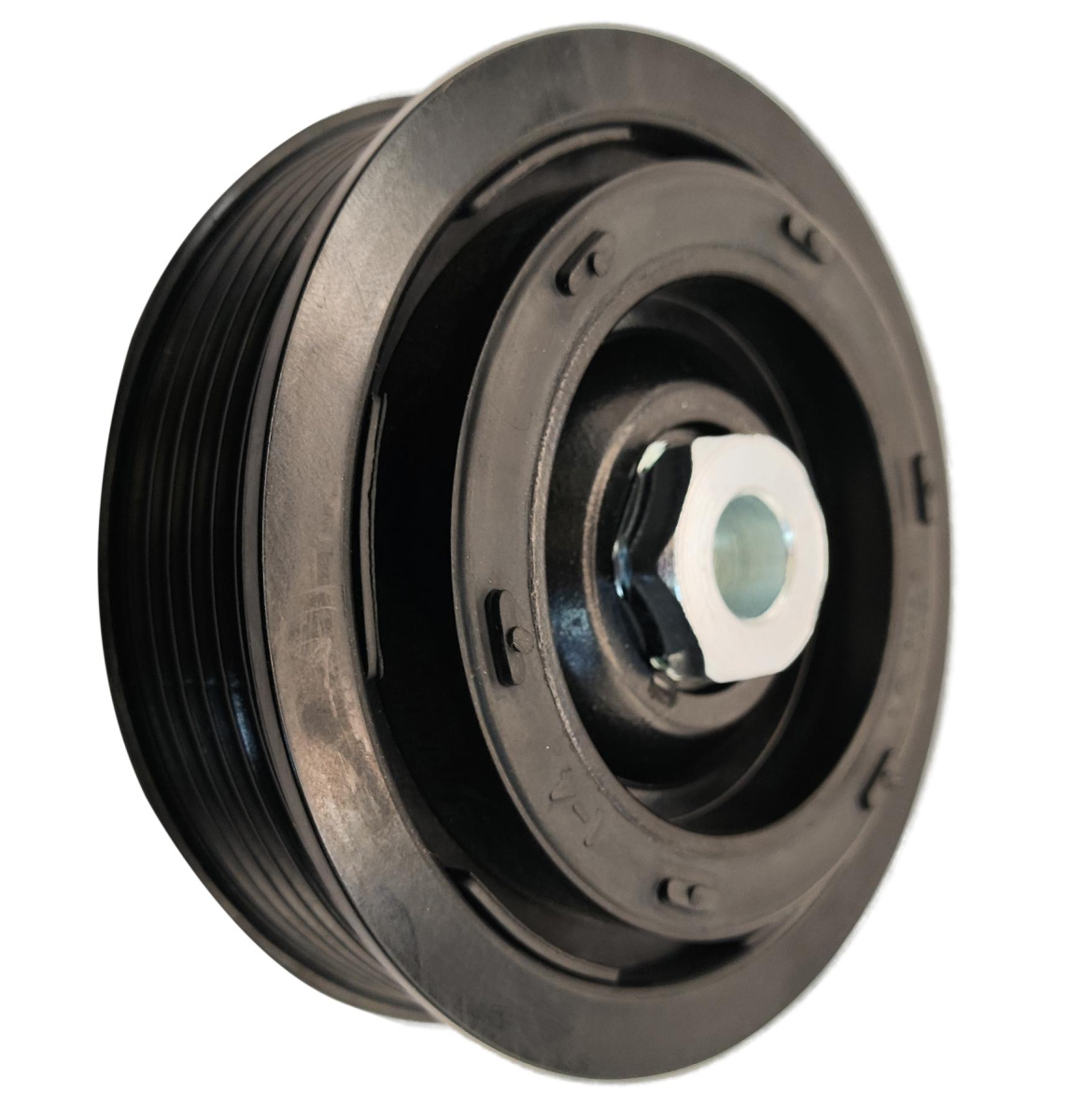 Муфта компрессора кондиционера Volkswagen Amarok Transporter Multivan, 7E0820803F